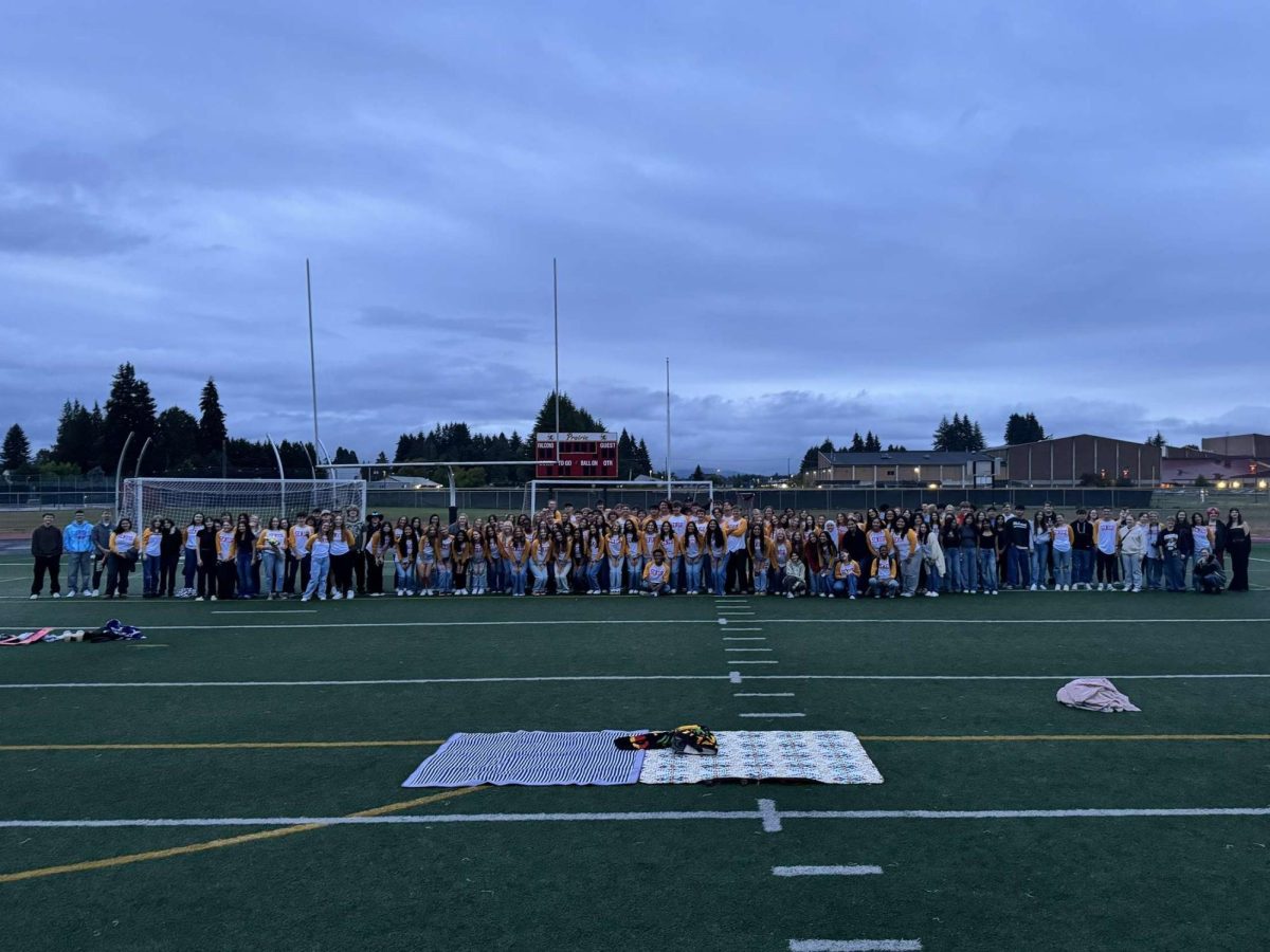 The senior class of 2025 joined together to take a picture on Aug 27 during Senior Sunrise.